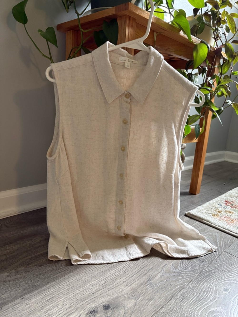 Women’s Linen Blend Cream Tank Top Size Medium
